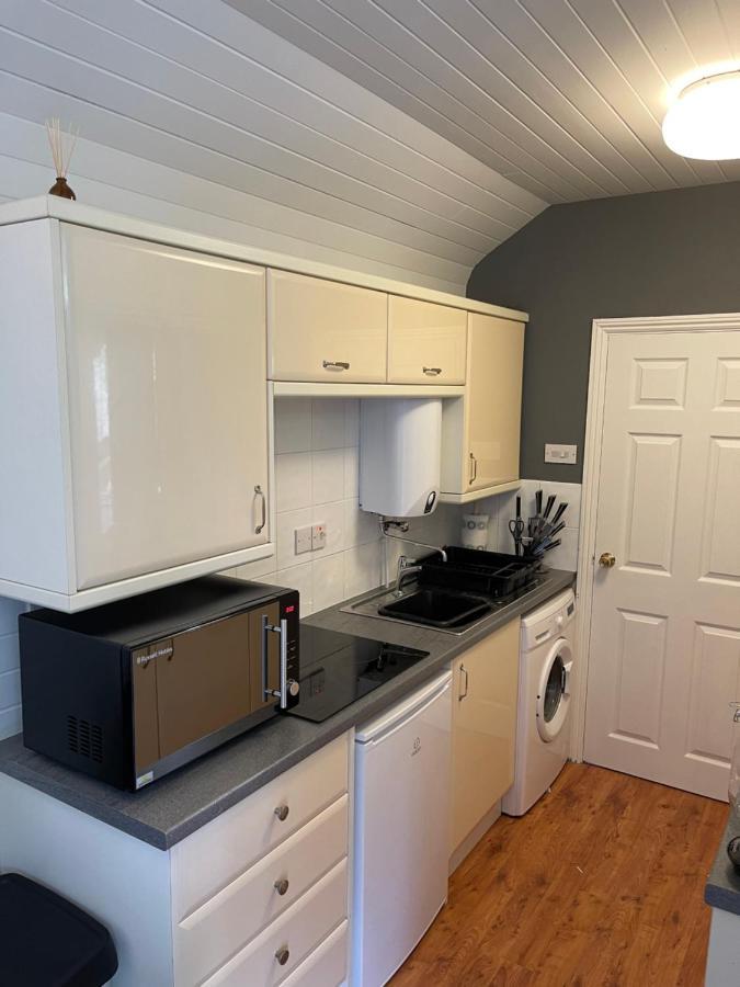 Cosy Cabin By The Seaside With Hot Tub Apartment Birchington-on-Sea ภายนอก รูปภาพ